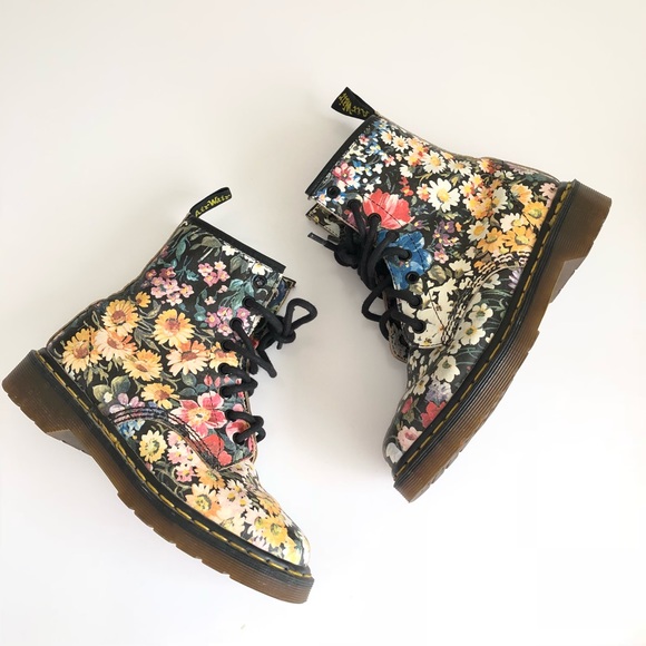 Dr. Martens Shoes - Doc Martens • Floral 90s Sienna Miller Boots